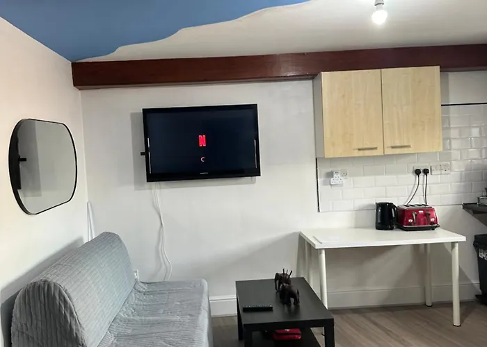 Modern & Cosy Near Centre *